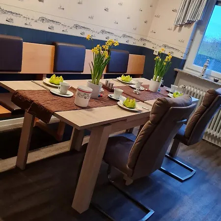 Sandra בית הארחה נויהרלינגרזיל